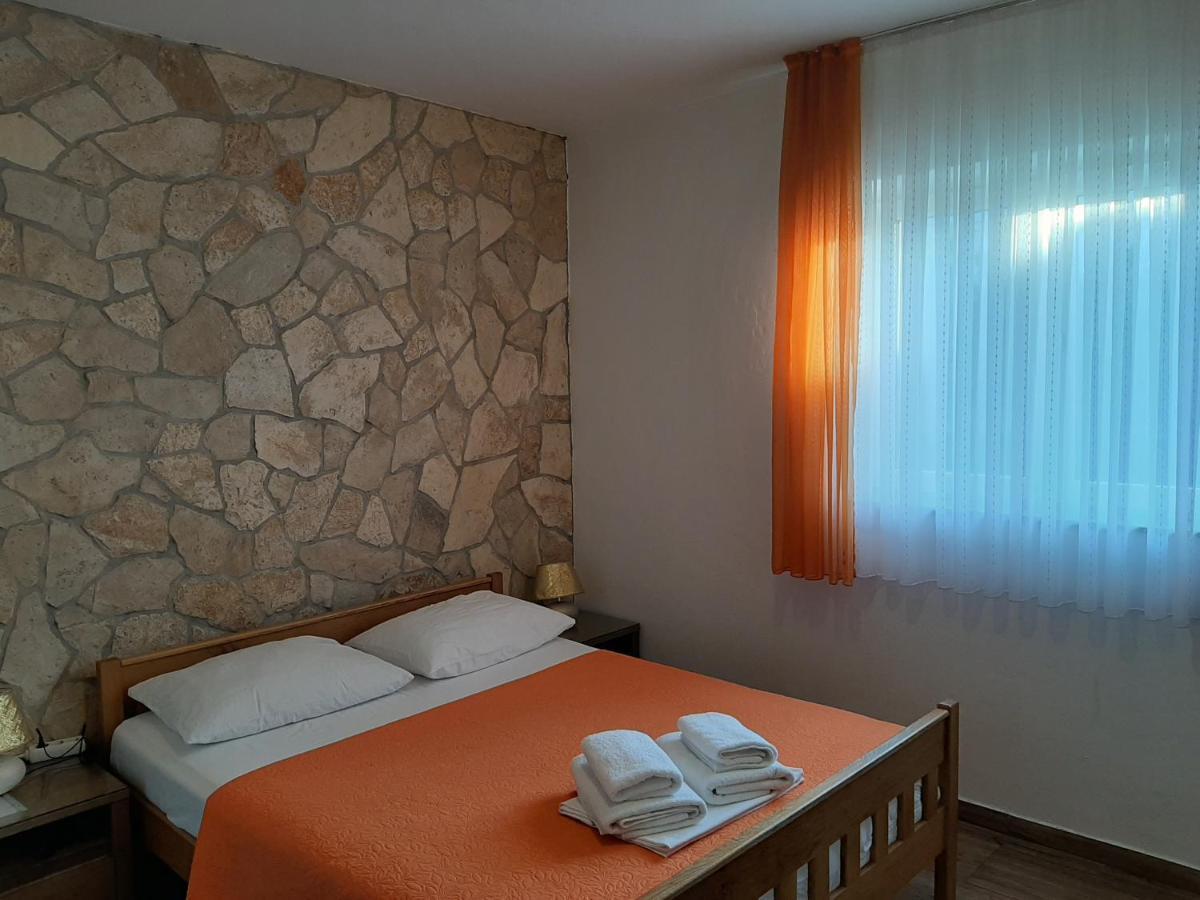 Guest House Renata Zadar Eksteriør billede