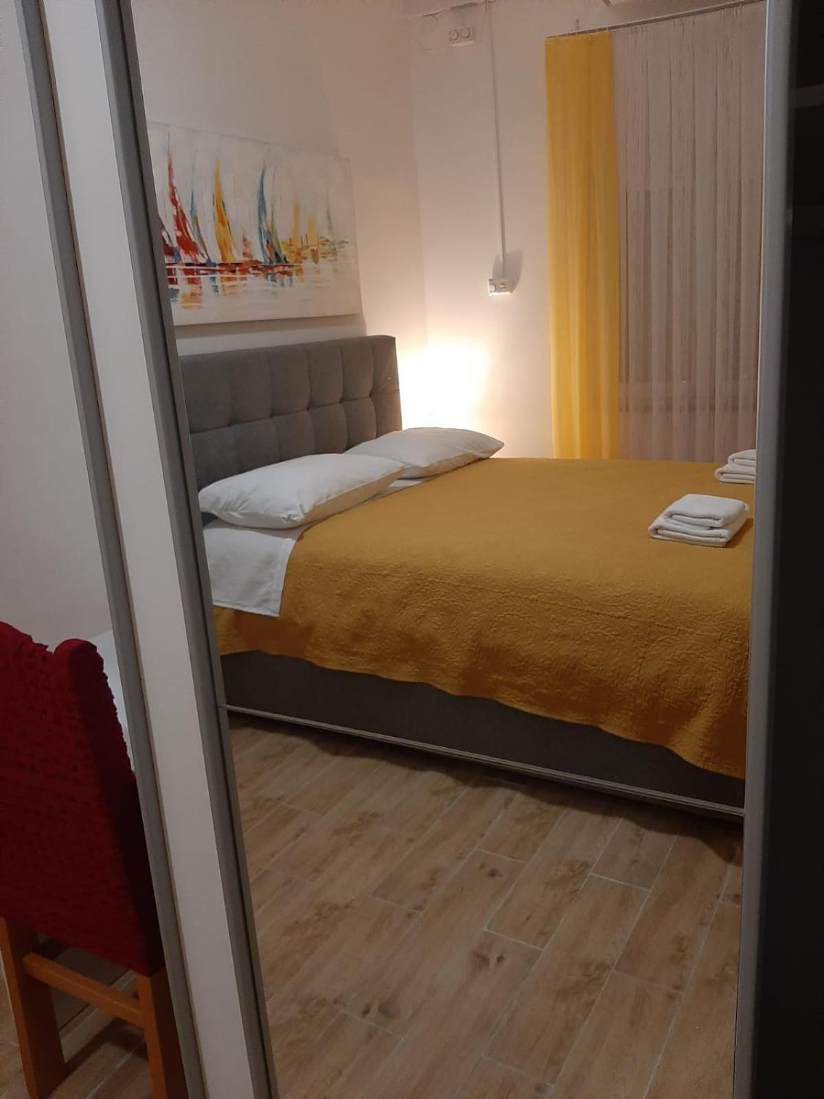 Guest House Renata Zadar Eksteriør billede